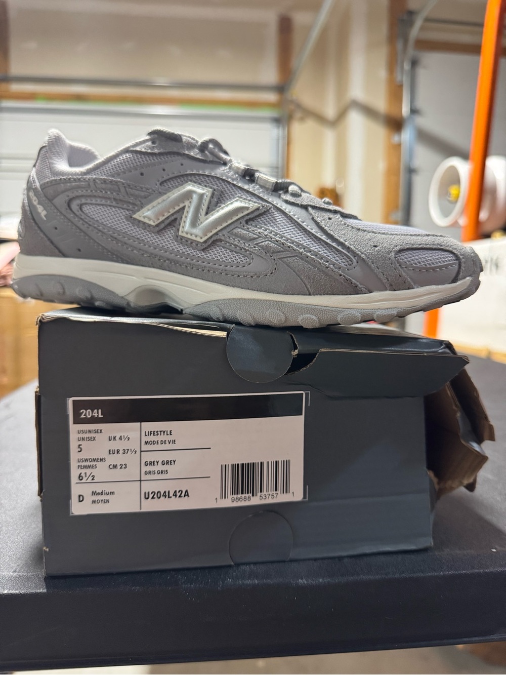 WOMEN'S NEW BALANCE 204L CASUAL SHOES Grey 6.5 New Damaged Box